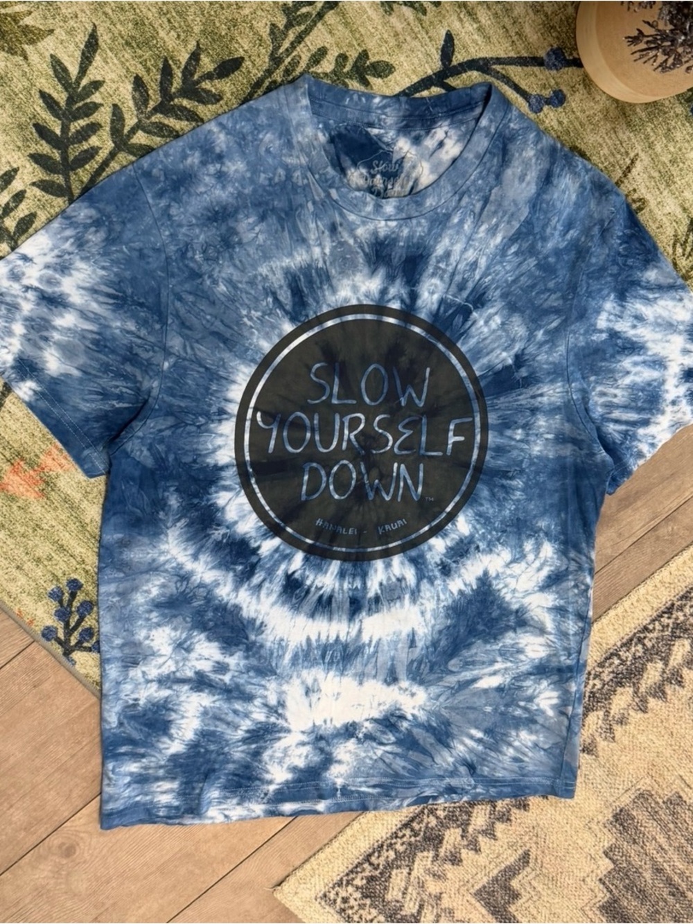 New Slow Yourself Down Hanalei Kauai Organic Cotton Blue Tie Dye T-Shirt Men’s M